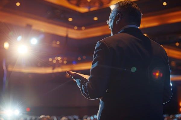 Exclusive-Keynote-Speeches.jpg