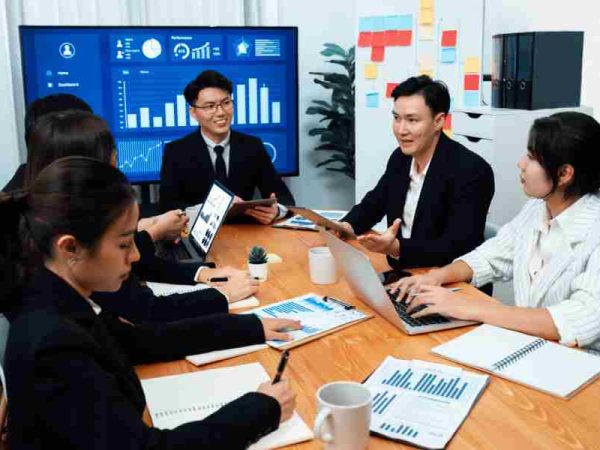 business-team-financial-data-analysis-meeting-report.jpg
